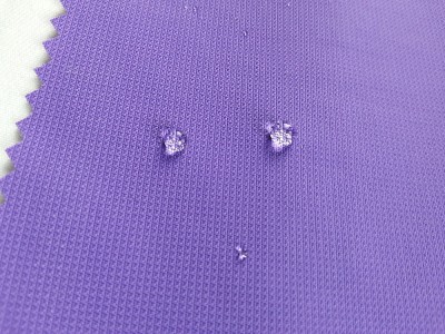 JS ZOYG  KSS6NLTSLXFC  功能性風衣布 側面照